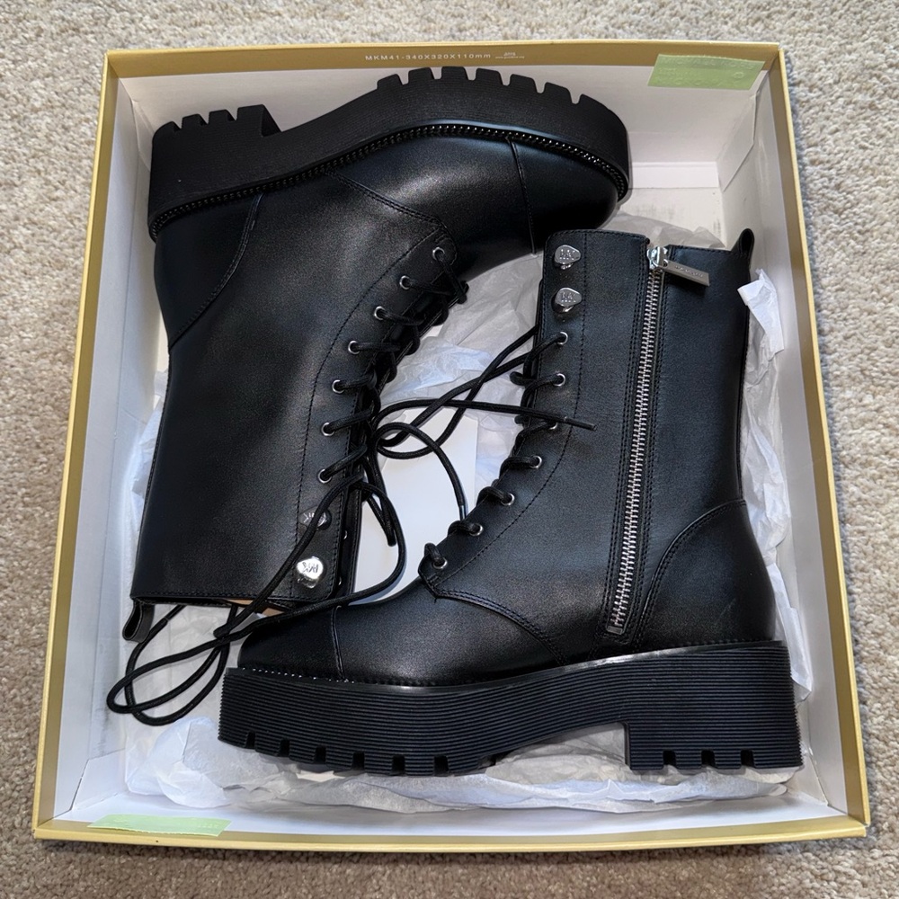 NEW Micheal Kors Boots!